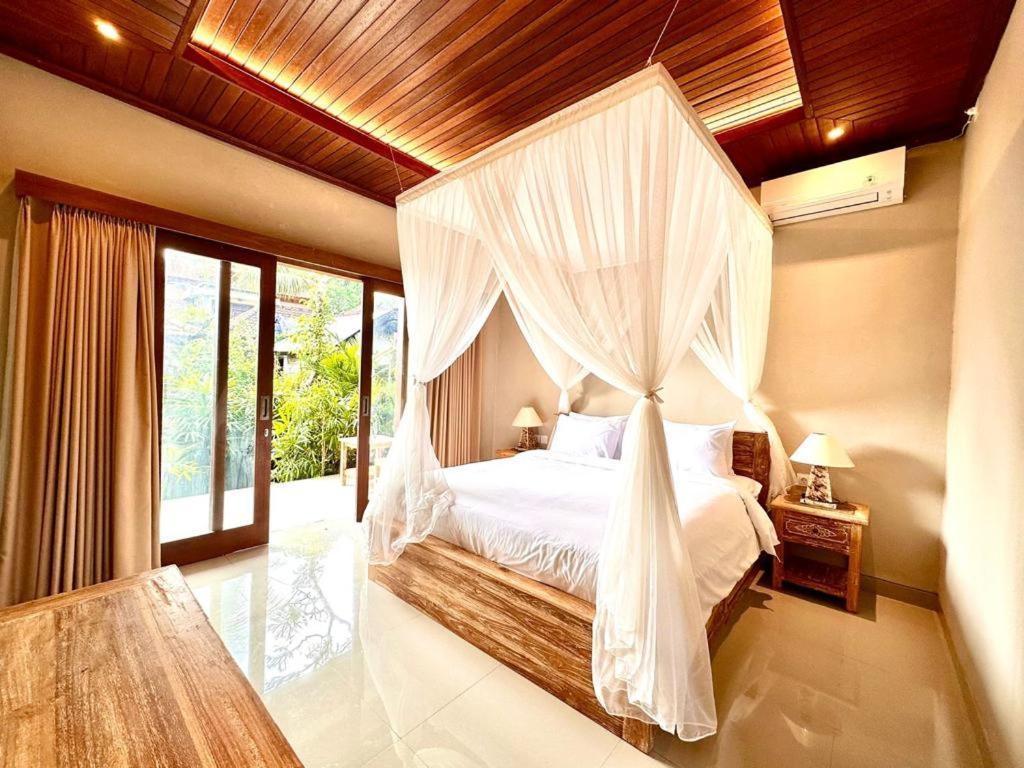 The Madawa Suites Ubud Extérieur photo