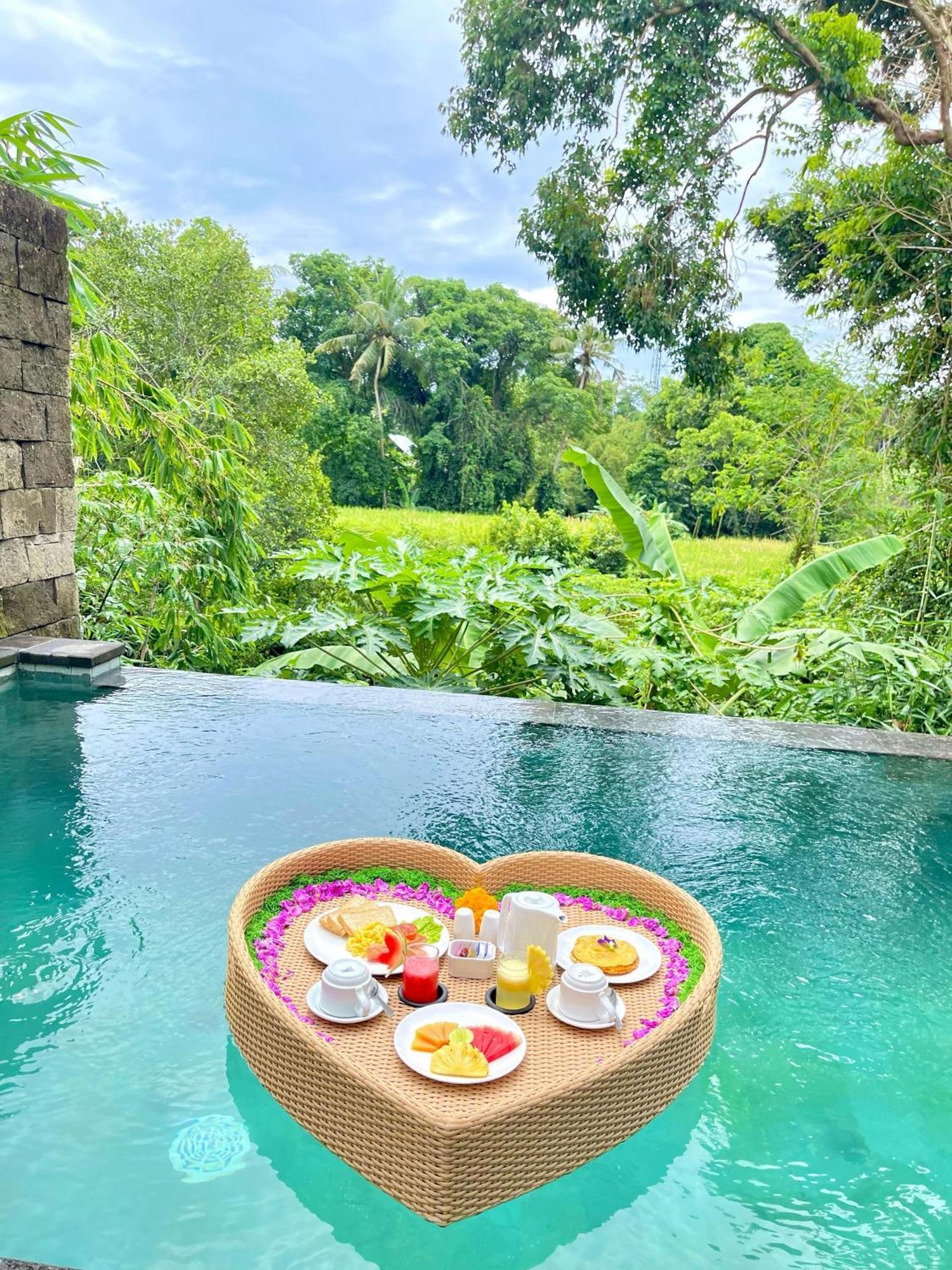 The Madawa Suites Ubud Extérieur photo